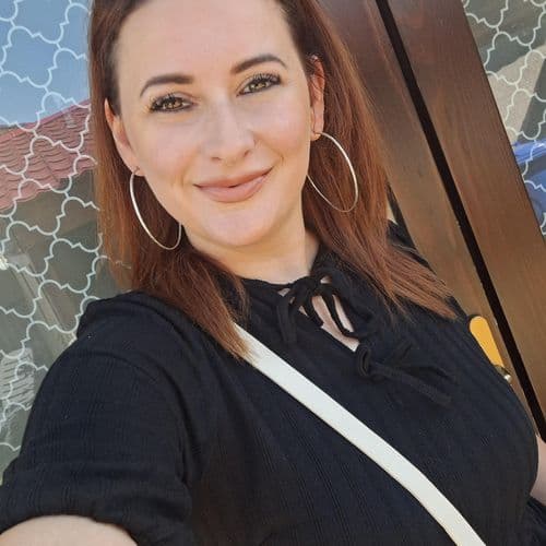 Toth Kinga Mani&Pedi