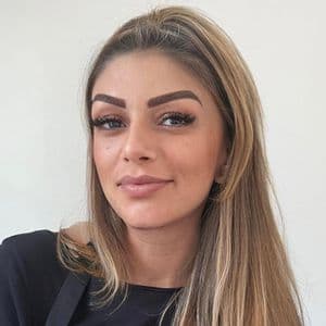 Bogdana Muresan Hairstylist & hair educator