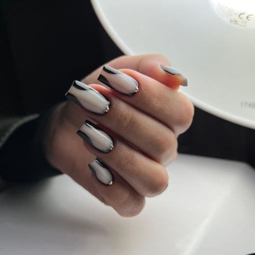 Gabriela Grumeza Nails