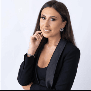 Deea Raluca Nailtrainer