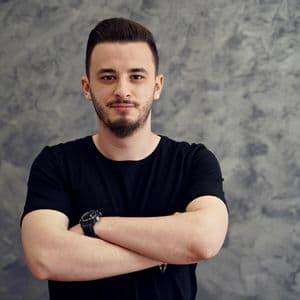 Mr. Ștefan🇹🇩🇬🇧 .