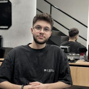 Eduard Senior Barber